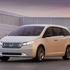 新型ホンダオデッセイ、姿現す