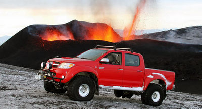 Toyota-Hilux-Iceland-Volcano-01.jpg