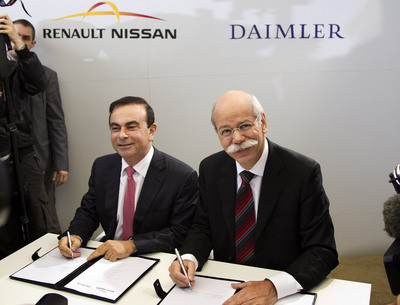 ceos-of-renault-nissan-and-daimler_100309899_l.jpg